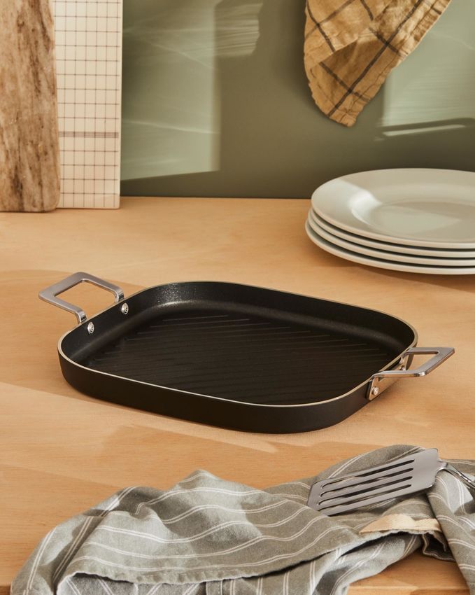alessi alessi pots pans bistecchiera 29 x 29 cm con manici nero ean 8003299496754
