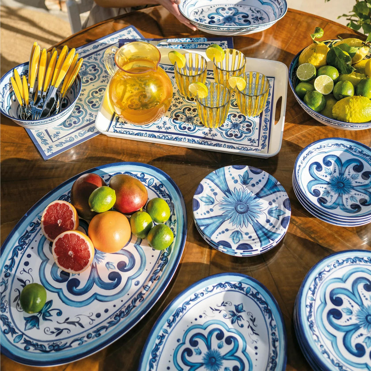 guzzini guzzini ciotola decoro blues d 12 cm melamina table decor ean 8008392392200