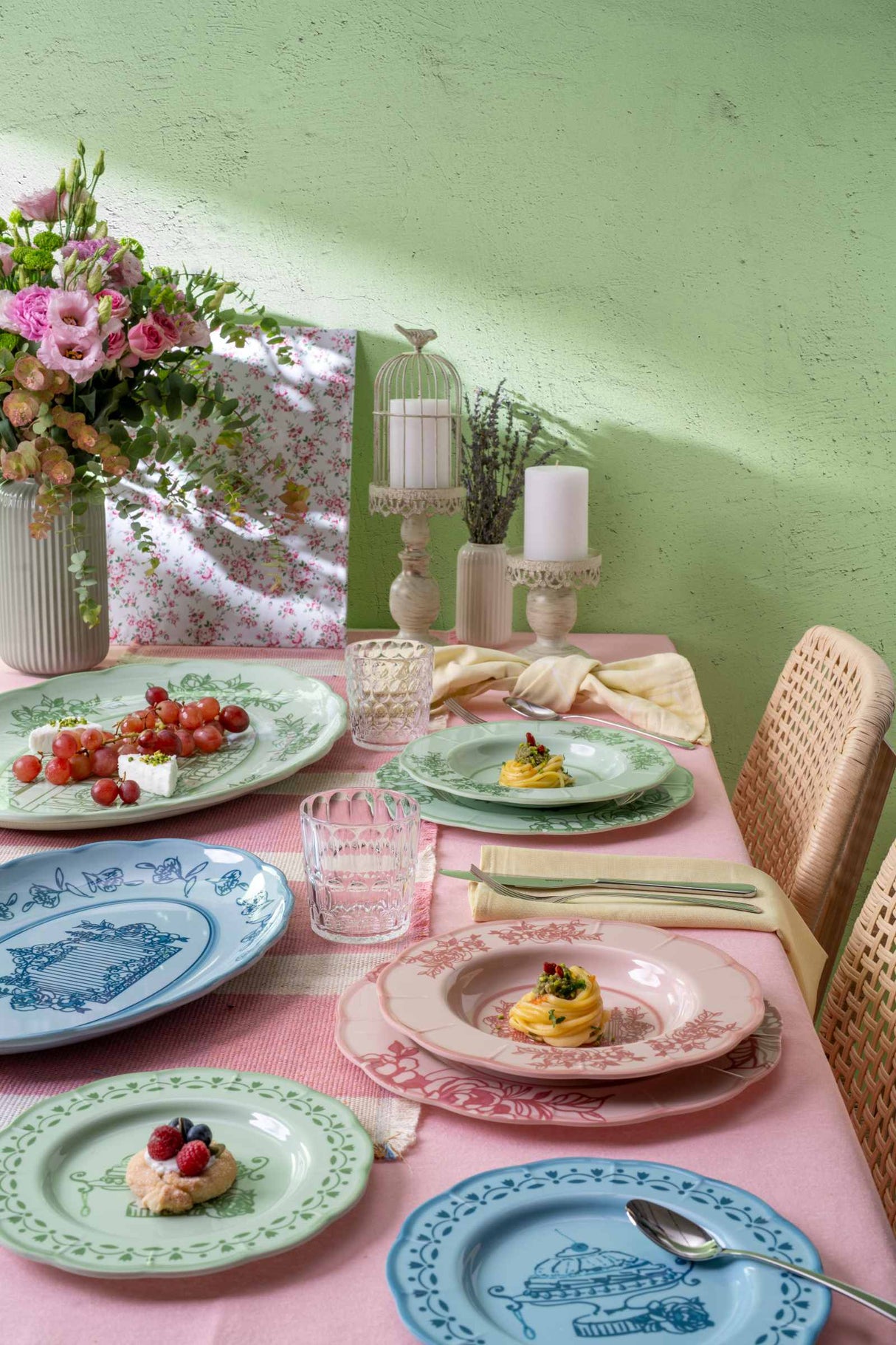 guzzini guzzini vassoio tondo piccolo melamina josephine d 315 cm table decor celeste polvere ean 8008392399032