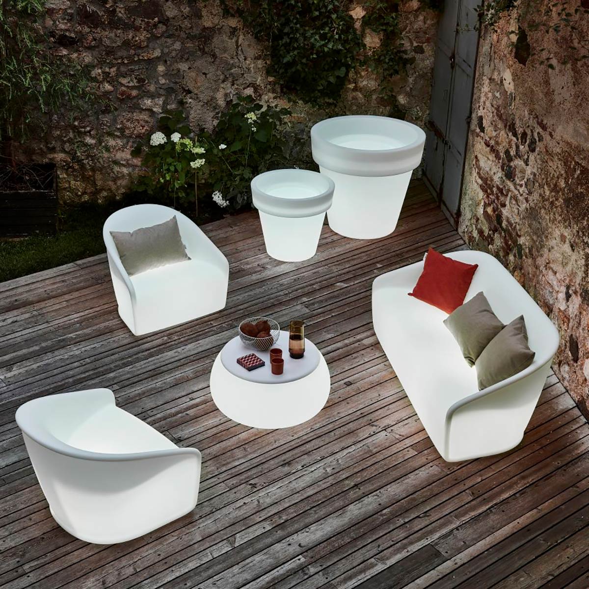 plust plust t ball tavolino contenitore con piano bianco