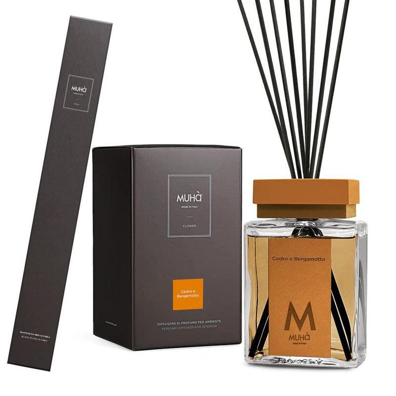 Muhà Luxe Perfume Raumdiffusor mit Zedernholz- und Bergamotte-Stäbchen 1.000 ml