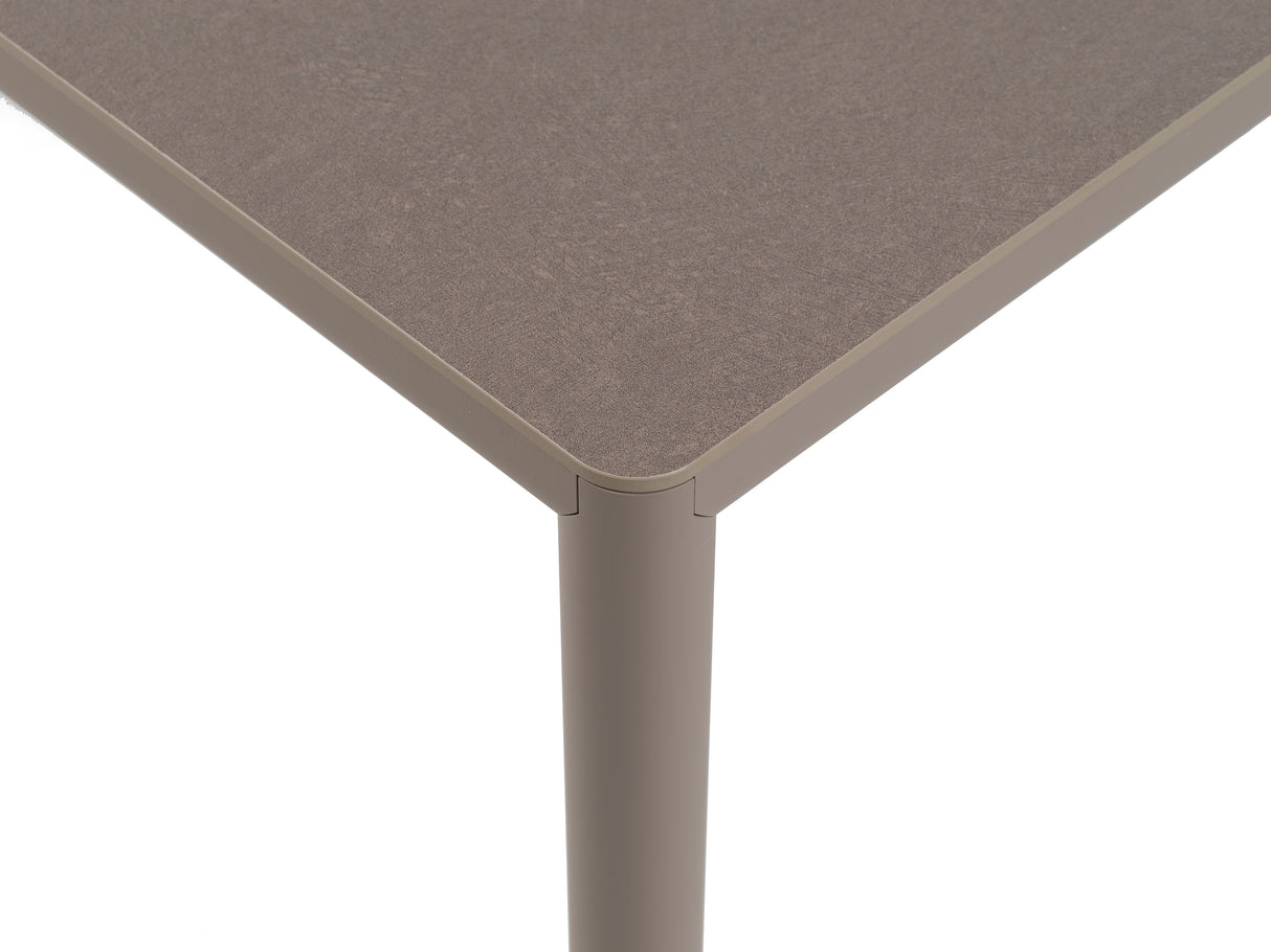 nardi nardi piave 140 x 80 tavolo rettangolare verniciato tortora lamin materia tortora ean 8010352554993