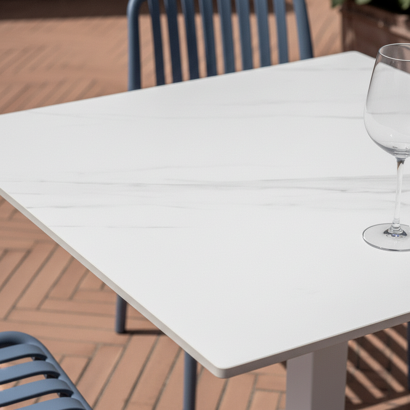 Piano Gres Marmo Bianco 80×80 – Dettaglio Venatura