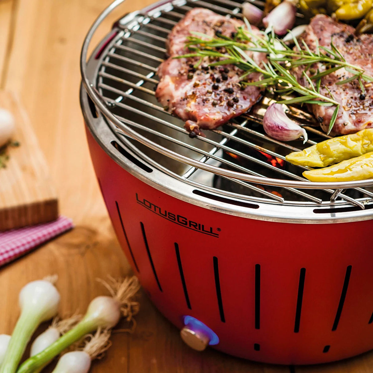 lotusgrill lotusgrill barbecue portatile 35 x 35 x 23 4 cm per interno ed esterno purple ean 4260023010851