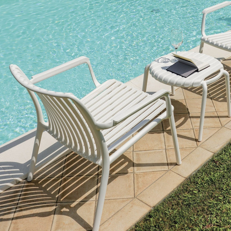 moia greenwood moia greenwood poltrona balcony set valencia resina bianco poltrona outdoor impilabile in polipropilene resistente uv ean 8013054838118