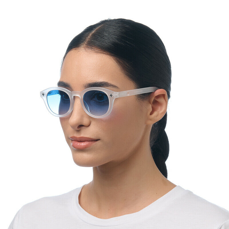 okkia okkia occhiale da sole premontato mod milano soft touch traslucent clear lenti blue ean 8056211375705
