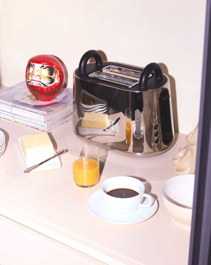 Alessi Toaster Toru Schwarz aus Edelstahl und Thermoplastharz